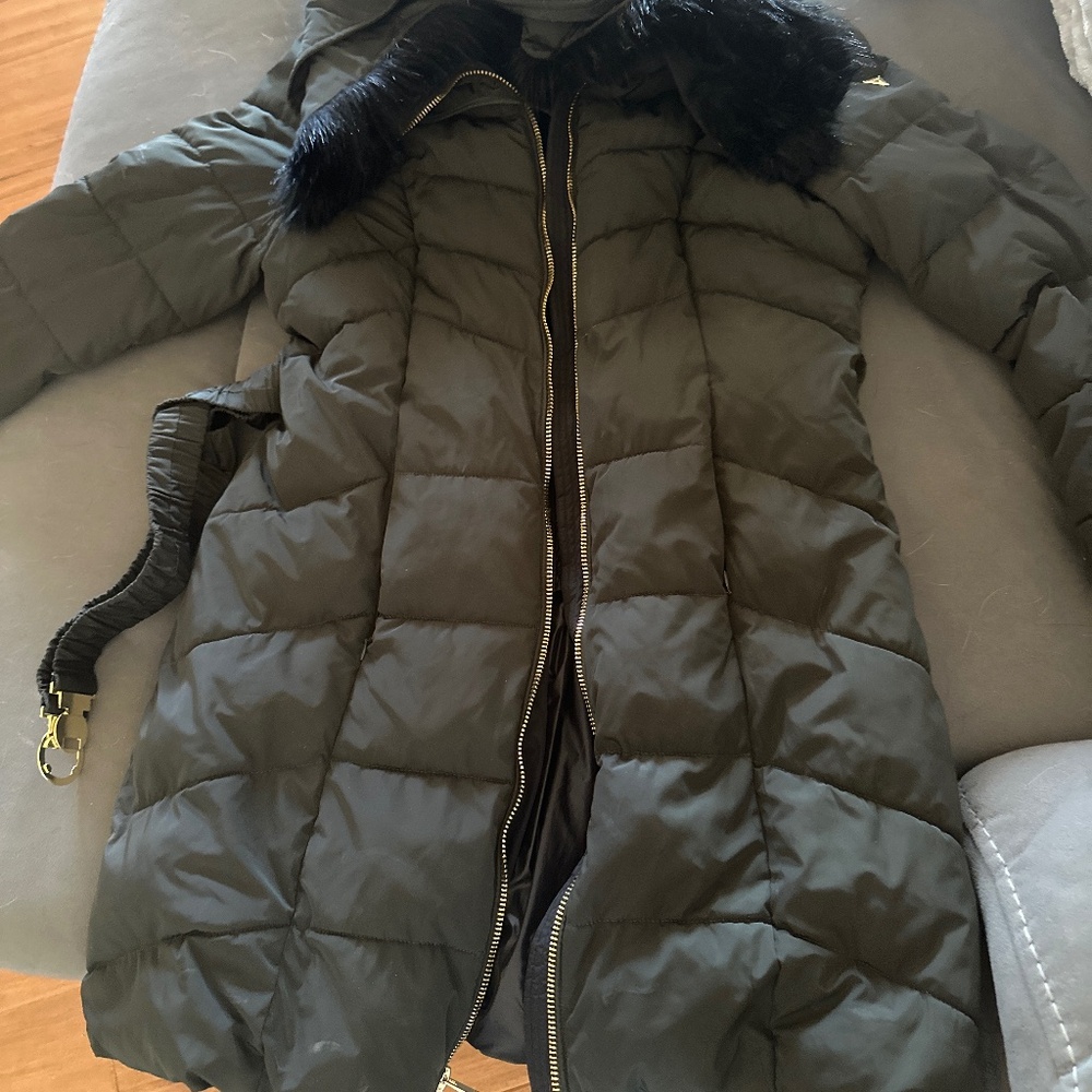 Guess puffy coat